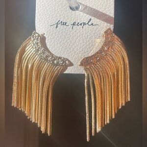 Free People Kiss Kiss ear cuff (gold)